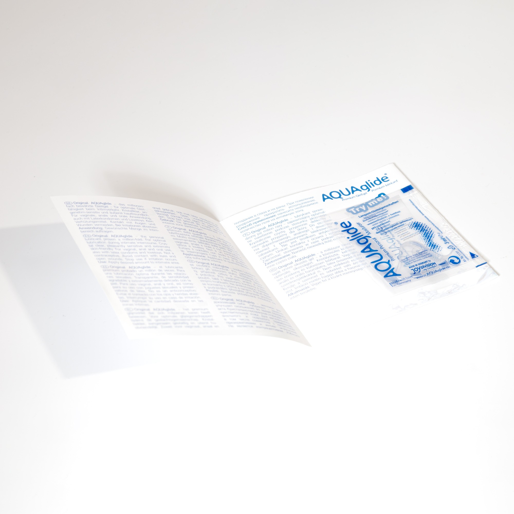 INFORMATION LEAFLET WITH LUBRICANT SACHET AQUAGLIDE NEUTRAL 3 ML