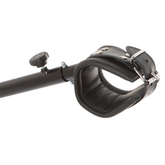 LEATHER SPREADER BAR