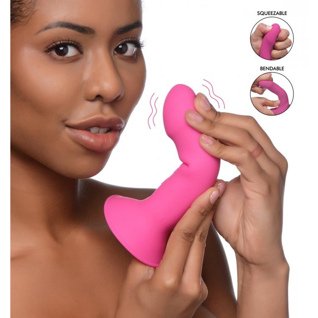 SQUEEZABLE VIBRATING DILDO